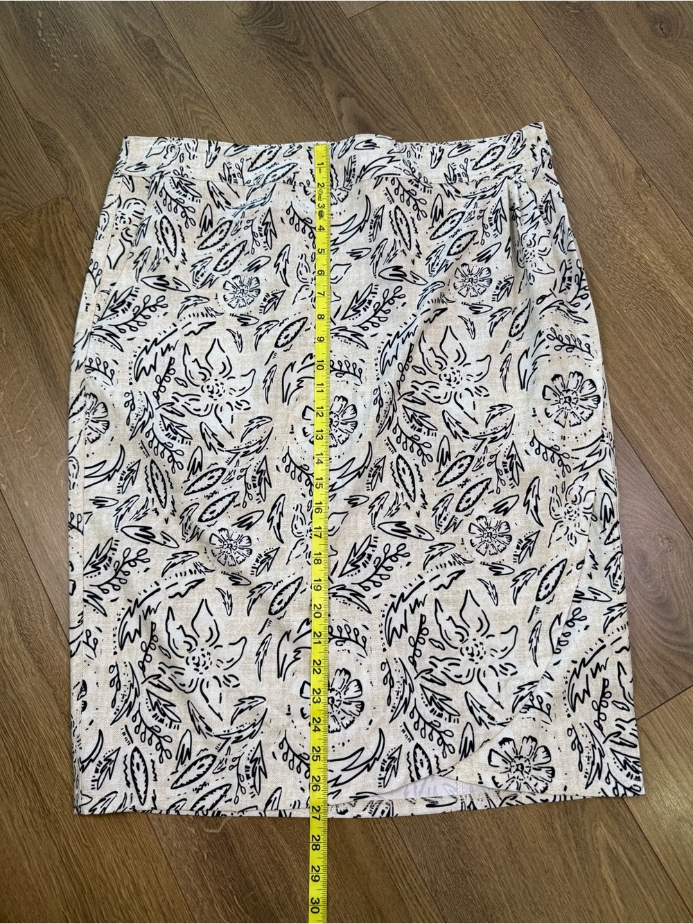 Ripskirt Hawaii Original Wrap Skirt Length 3 In Rustica Tan Floral Size XL - Picture 9 of 9